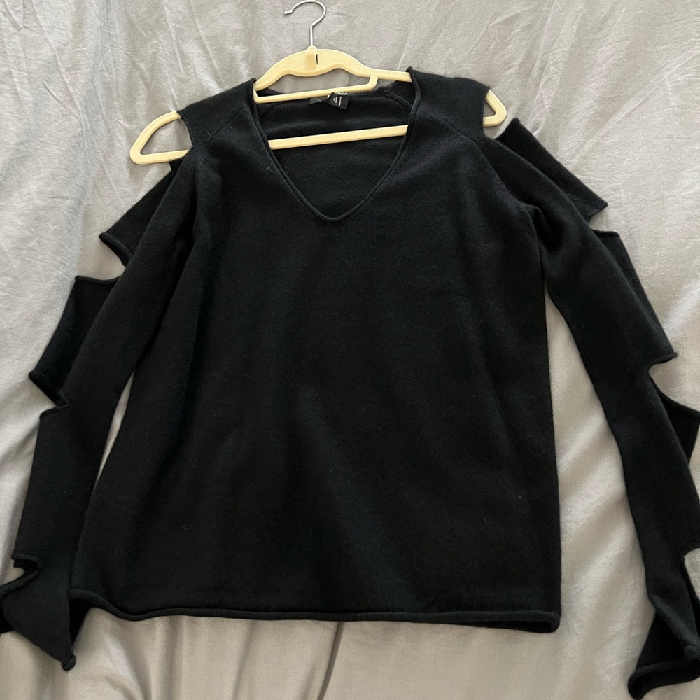 New with tag AQUA cashmere sweater, size XS